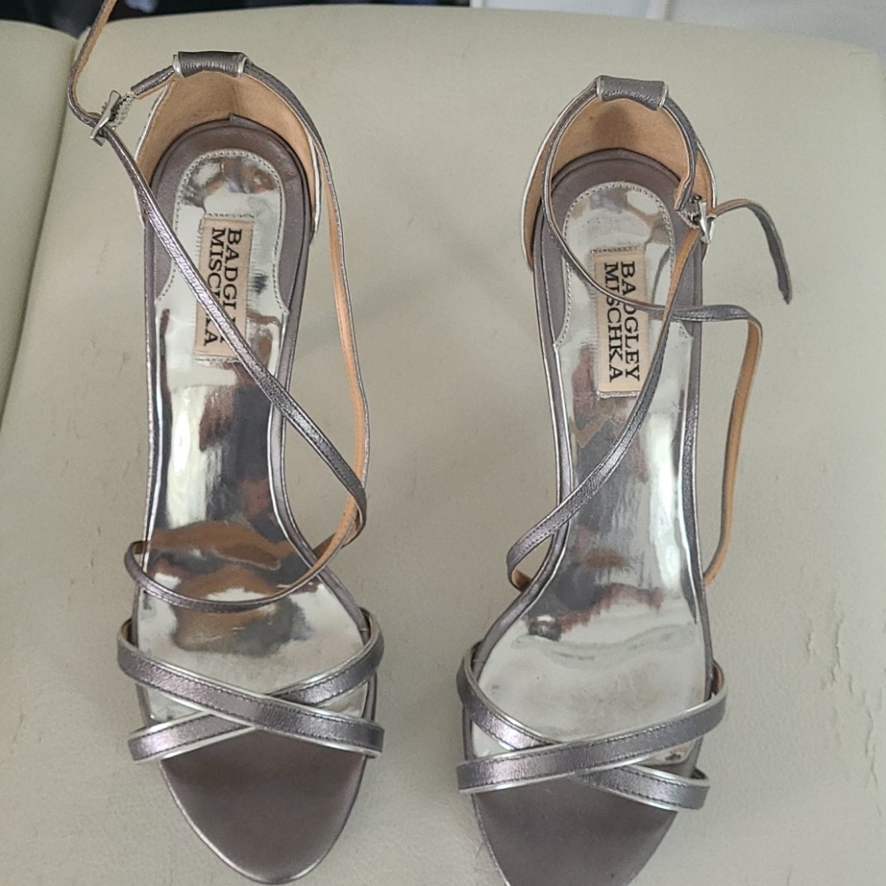 Silver Badgley Mischka size 10 heels
